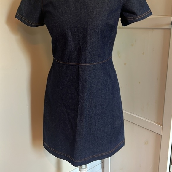 Ann Taylor Classic Dark Wash Denim Blue Mini Short Sleeve Dress Size 6P - Picture 4 of 10